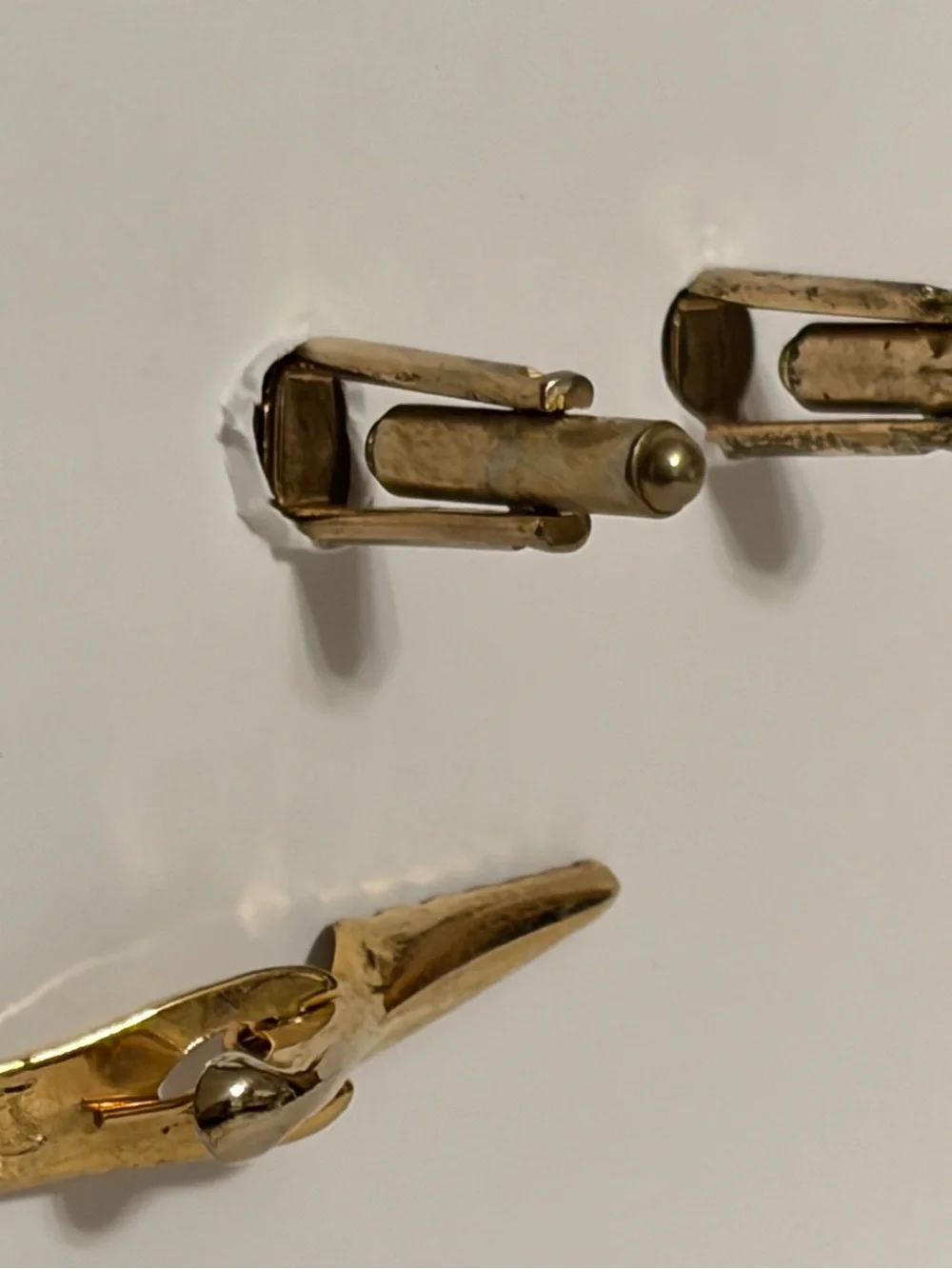 Gold and Black Men’s Cufflink and Tie Bar Set